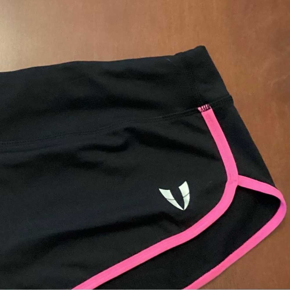 NWOT FIRM ABS Women’s Athletic Stretch Shorts Size XL Black with Pink Trim - Picture 5 of 10